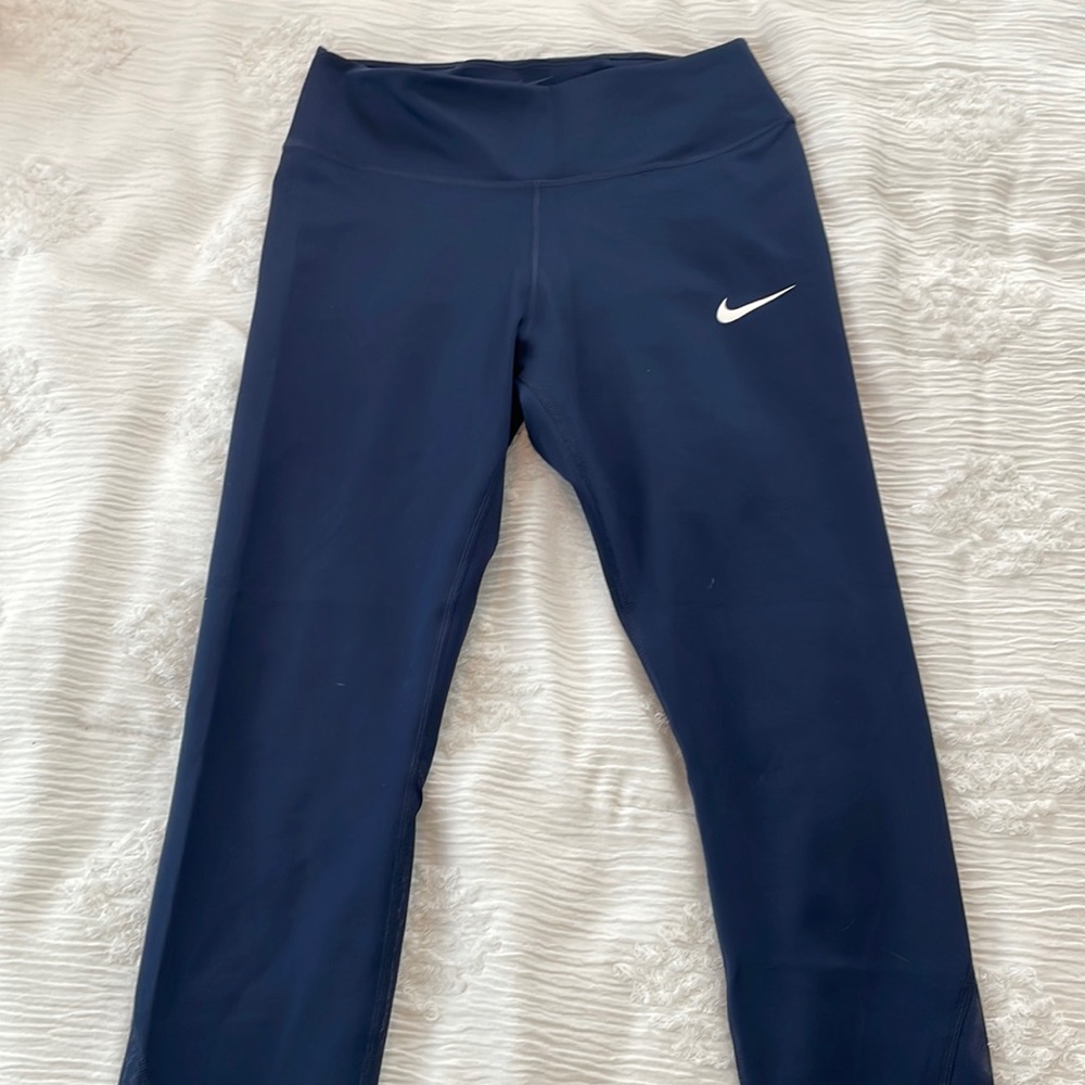 Nike dri-fit blue leggings; Size Medium. New without tags